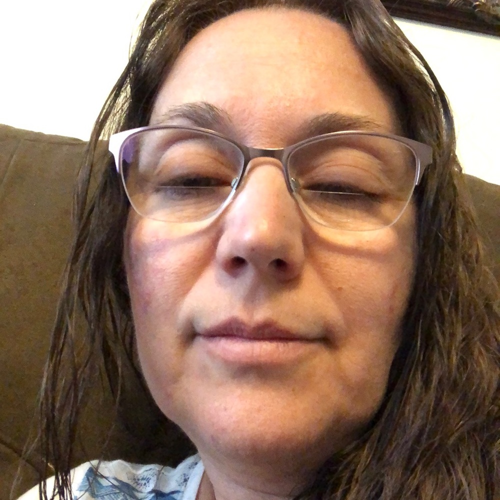 Meet your Posher, Teuta